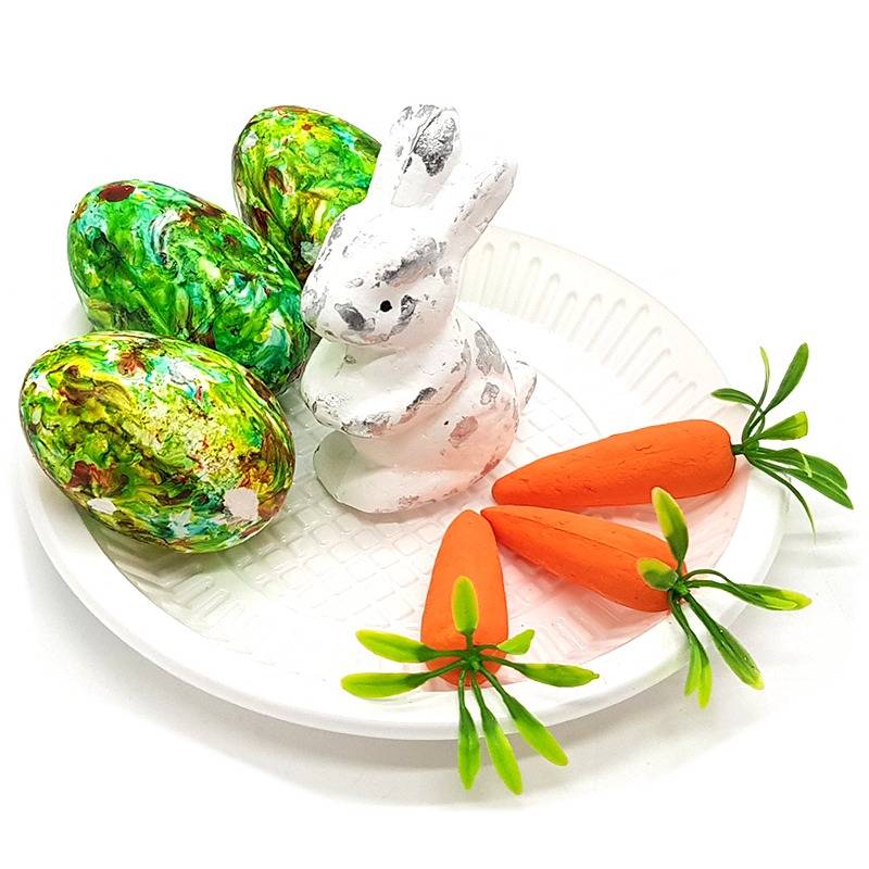 Bufftee Easter Bunny With Carrot & Eggs