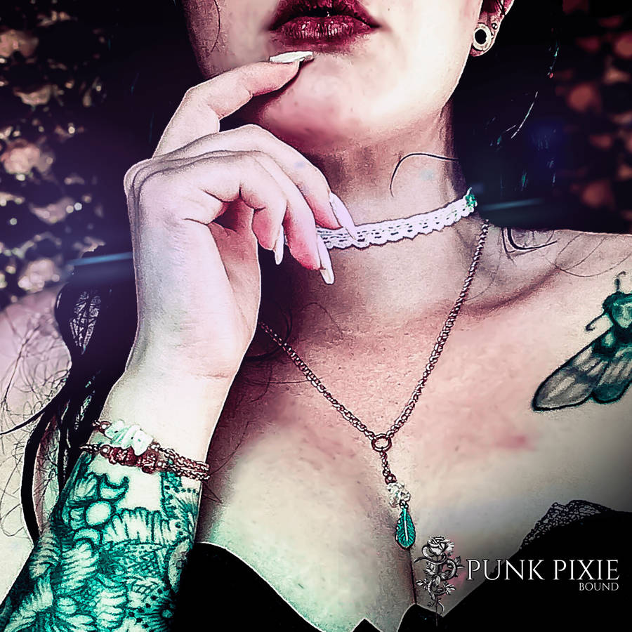 Lace Choker