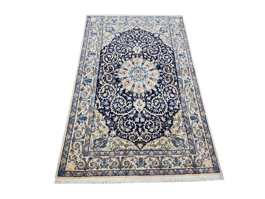 Gorgeous Fine Nain Persian Carpet 195 x 123 CM
