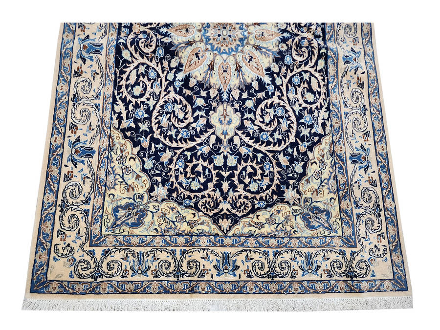 Gorgeous Fine Nain Persian Carpet 195 x 123 CM