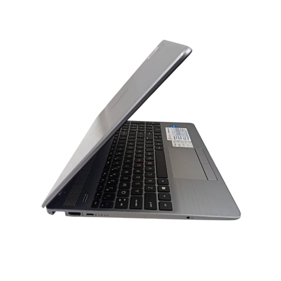 HP 250 G8 Intel Core i5-1135G7 @2.40GHz