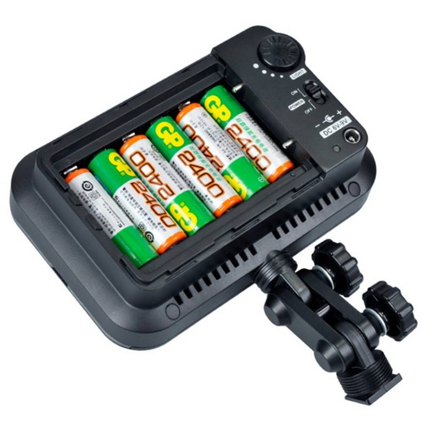 Godox LED126 LED Video Shoot Light