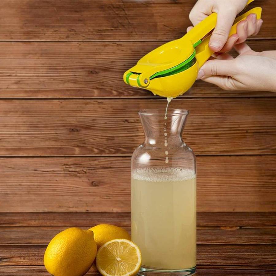 LsCook Aluminum Alloy Manual Dual Layers Lemon Juicer, Random Color Delivery