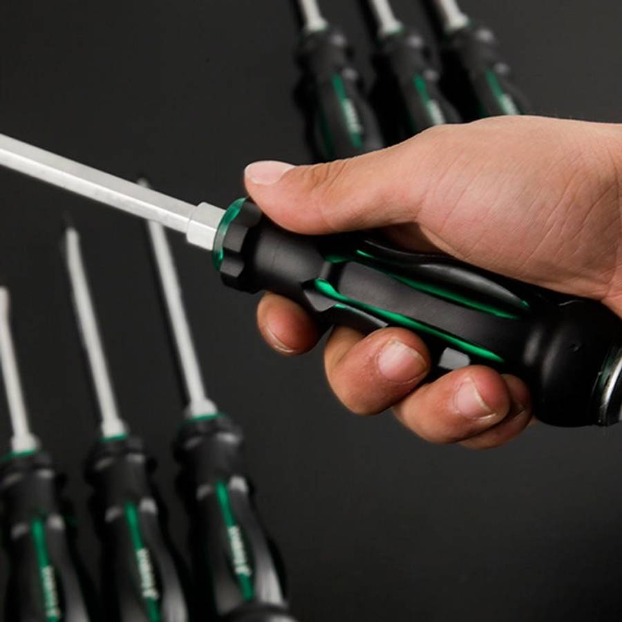 7 PCS / Set Knocking Screwdriver Oil-Resistant Through-Core Screwdriver Home Auto Repair Screwdri...
