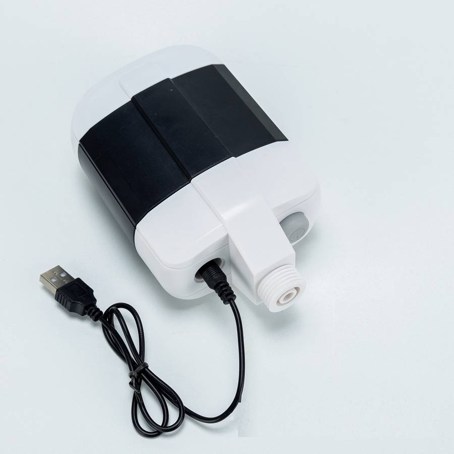 Portable Camping Outdoor Shower Handheld Electric Shower Battery Powered Compact Handheld Rechargeab