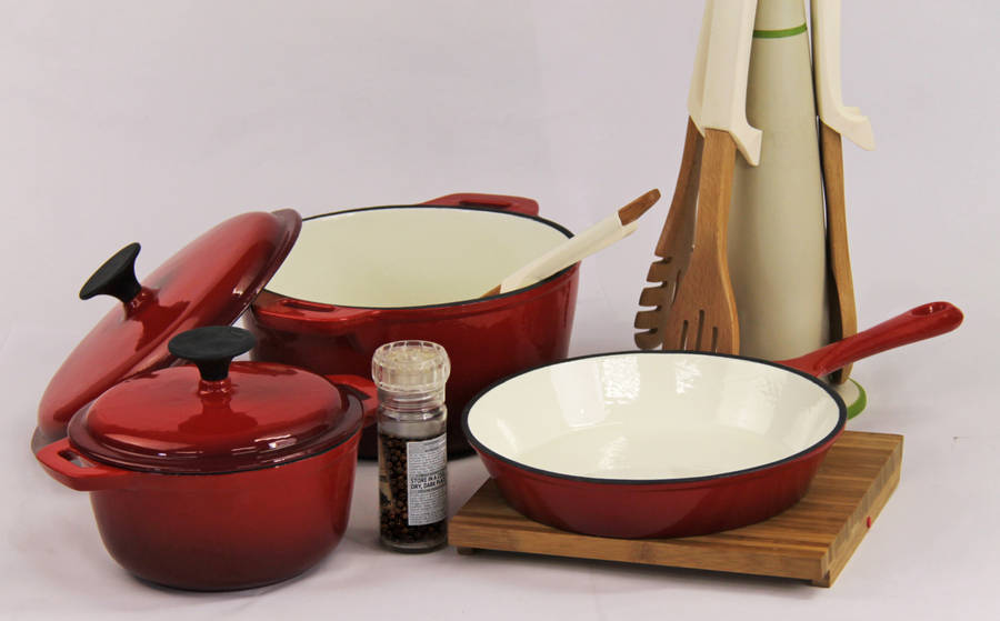 Fine Living | Lifestyle Cast Iron Set - 5pc - Red