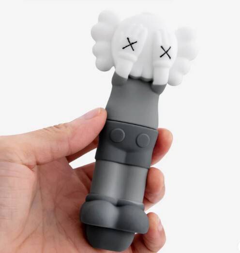 Kaws Silicone Weed Pipe Smoking Pipe
