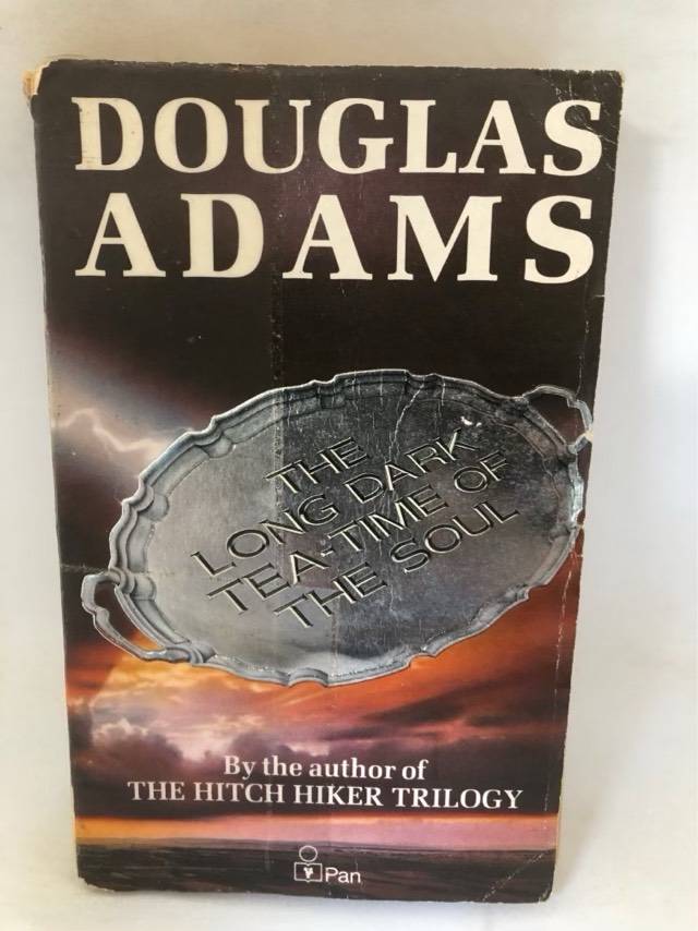The Long Dark Tea-Time of the Soul - Douglas Adams