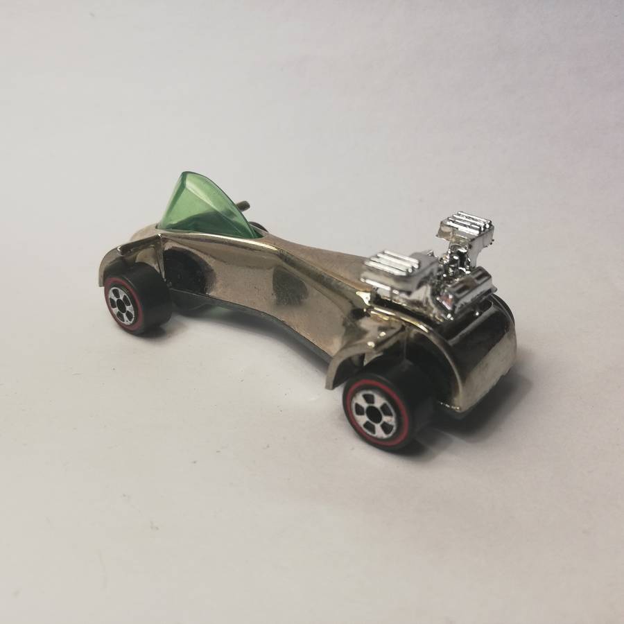 Hot Wheels "Kendall" Red Double Demon Delivery - Real Riders