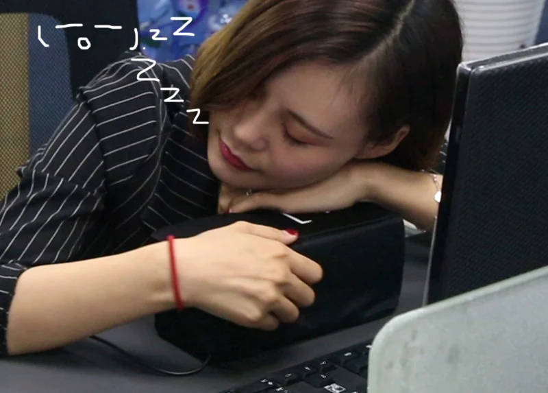 CREATIVE 2 IN 1 USB ENTER KEY BUTTON WITH FORM NAP PILLOW-STRESS RELIEF
