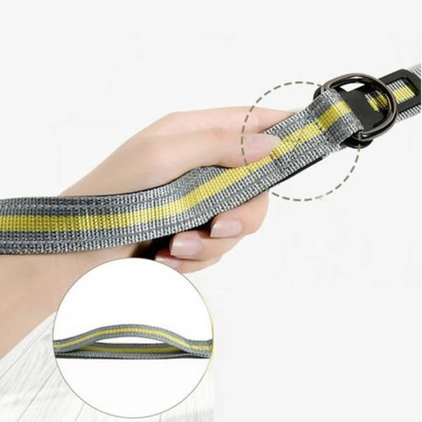 T4U Premium Bungee Dog Lead with Safety Buckle.