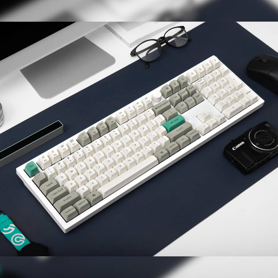 Keychron Q6 Max QMK/VIA Wireless Custom Mechanical Keyboard KSA Gateron Red Jupiter Switches - Sh...