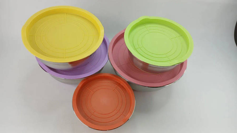 Mixing Bowl Set with Lids