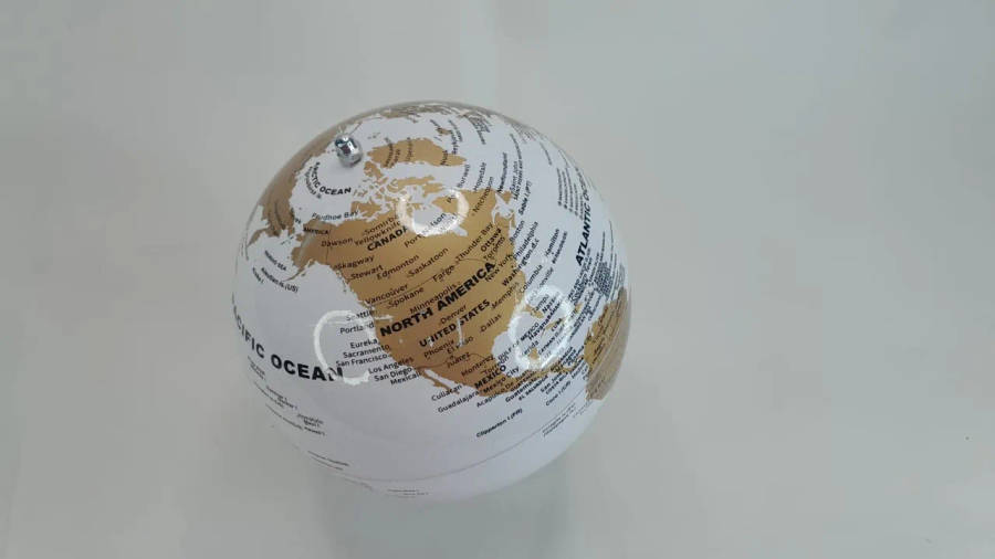 World Globe 20Cm