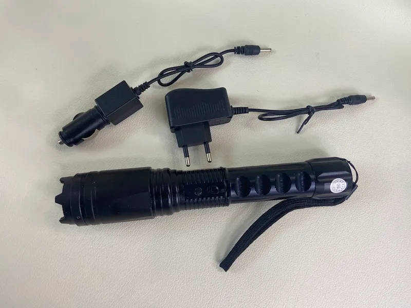 Multifunctional Dimming Light Flashlight