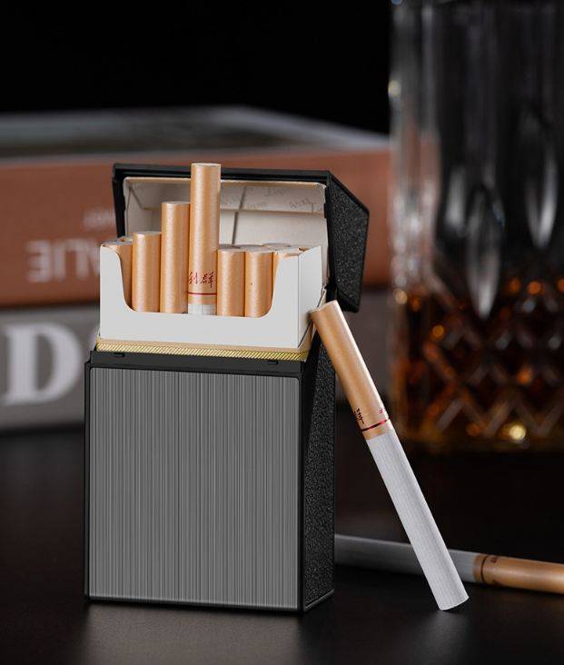 1831280 Cigarette 20 Pack Case With Rechargeable Lighter And Gas Lighter