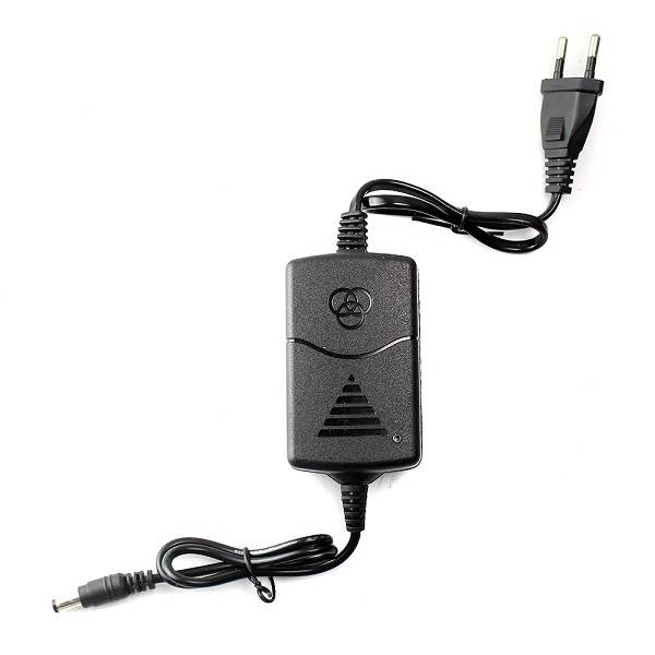 Super Electronics SE-P108 12V 2A Dual Wire Monitoring Adapter 5.5 X 2.5mm