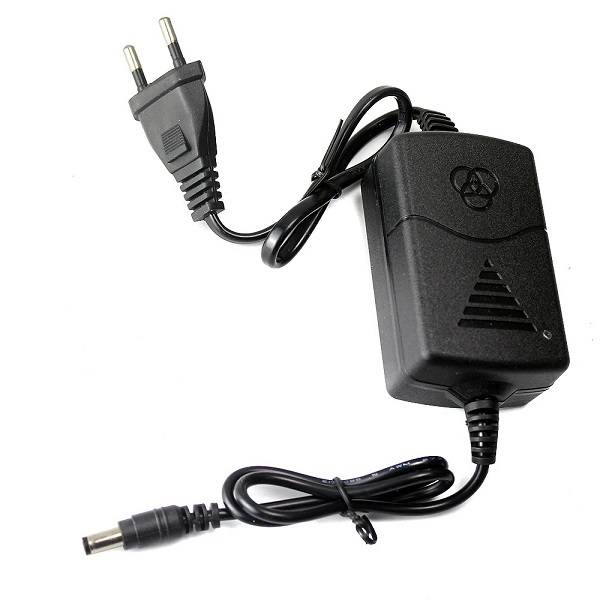 Super Electronics SE-P108 12V 2A Dual Wire Monitoring Adapter 5.5 X 2.5mm