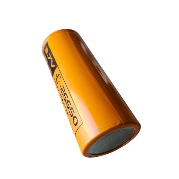 26650 3.7V Rechargeable 18.5 Wh Lithium-ion Battery 8800mAh