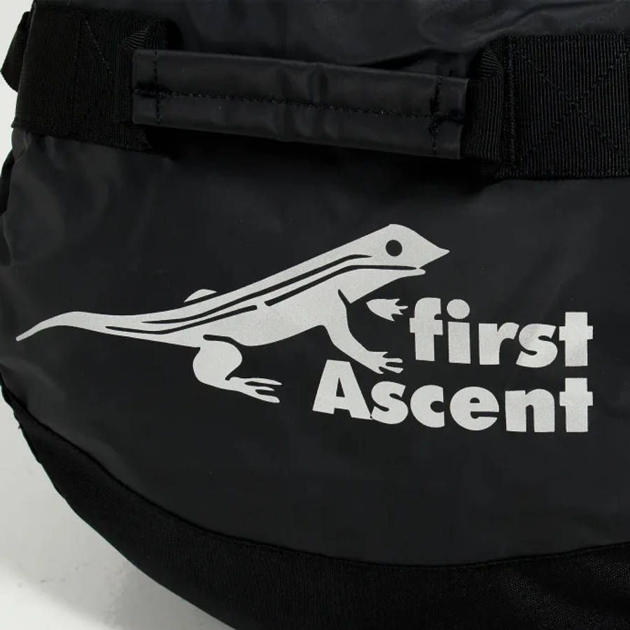 First Ascent First Ascent Yak Sac Duffel 125L - Black
