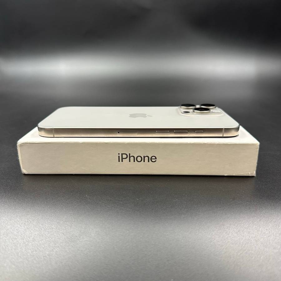 iPhone 16 Pro Max 256GB Natural Titanium