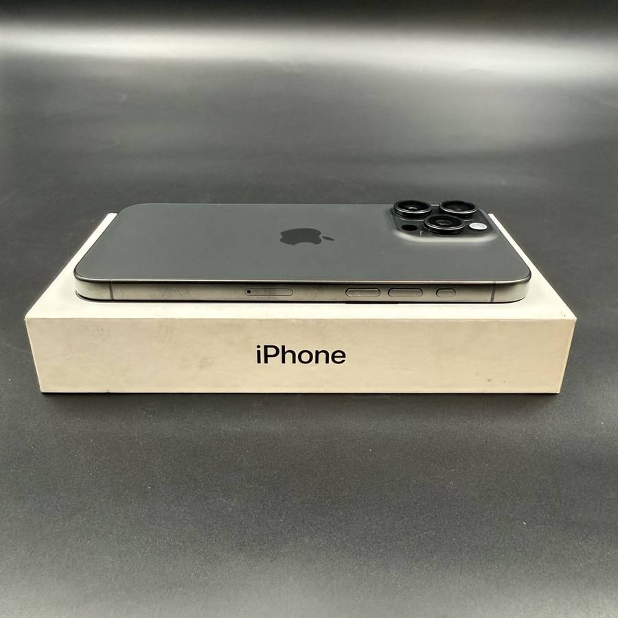 iPhone 15 Pro Max 256GB Black Titanium