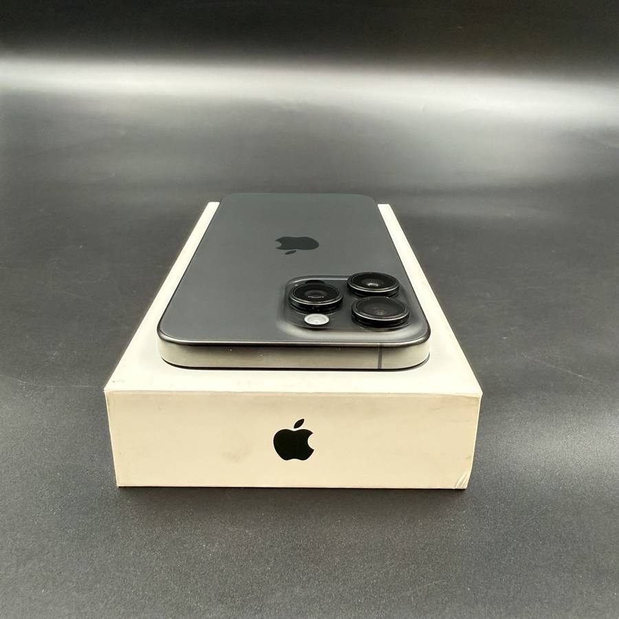 iPhone 15 Pro Max 256GB Black Titanium