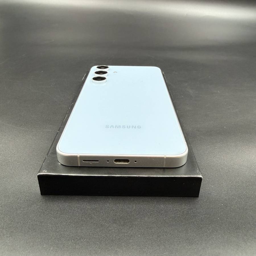 Samsung Galaxy S24 FE 256GB Blue