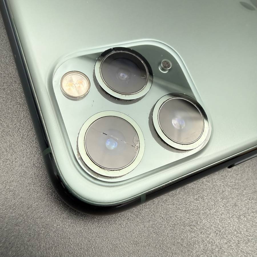 iPhone 11 Pro 64GB Midnight Green