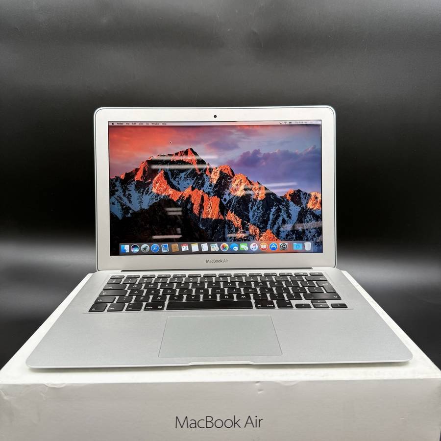 Macbook Air 13" 2017 1.8Ghz | 128GB SSD | 8GB Ram | Core i5 Silver