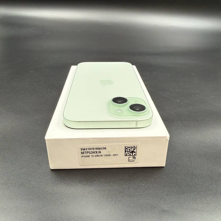 iPhone 15 128GB Green