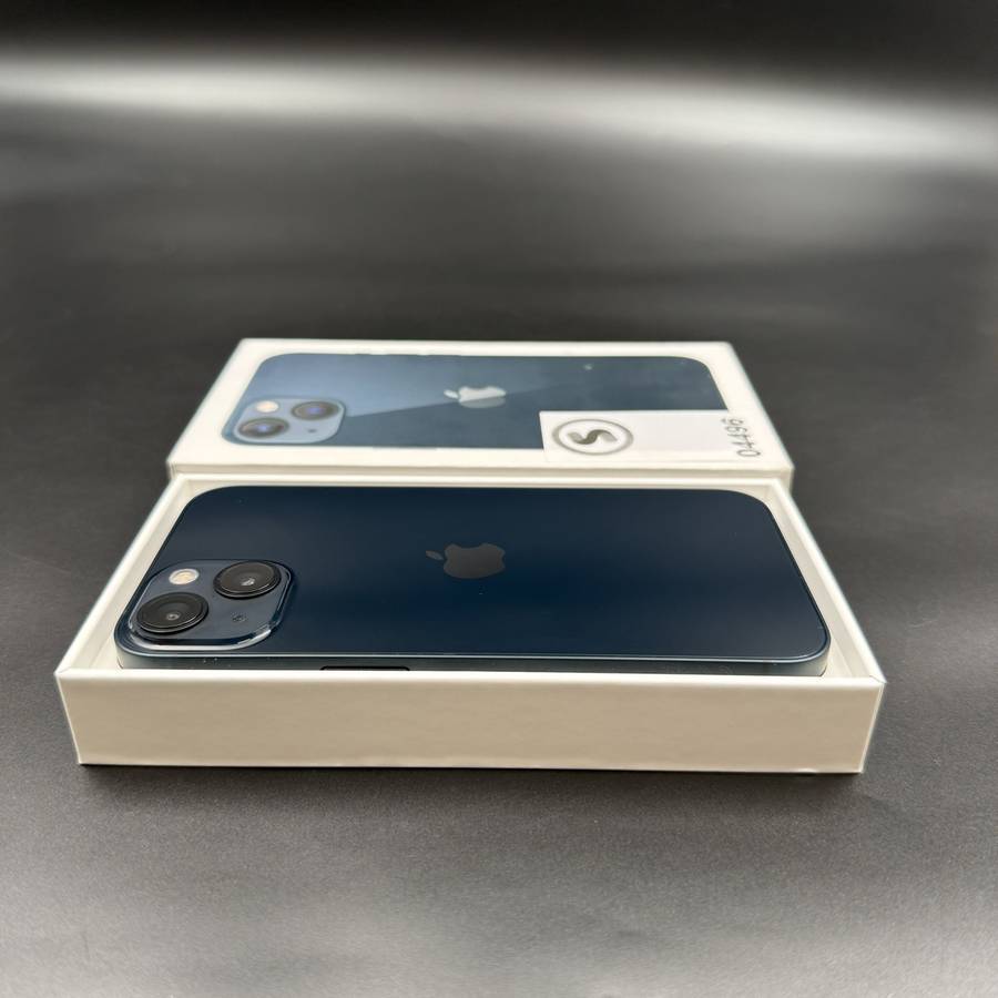 iPhone 13 128GB Midnight