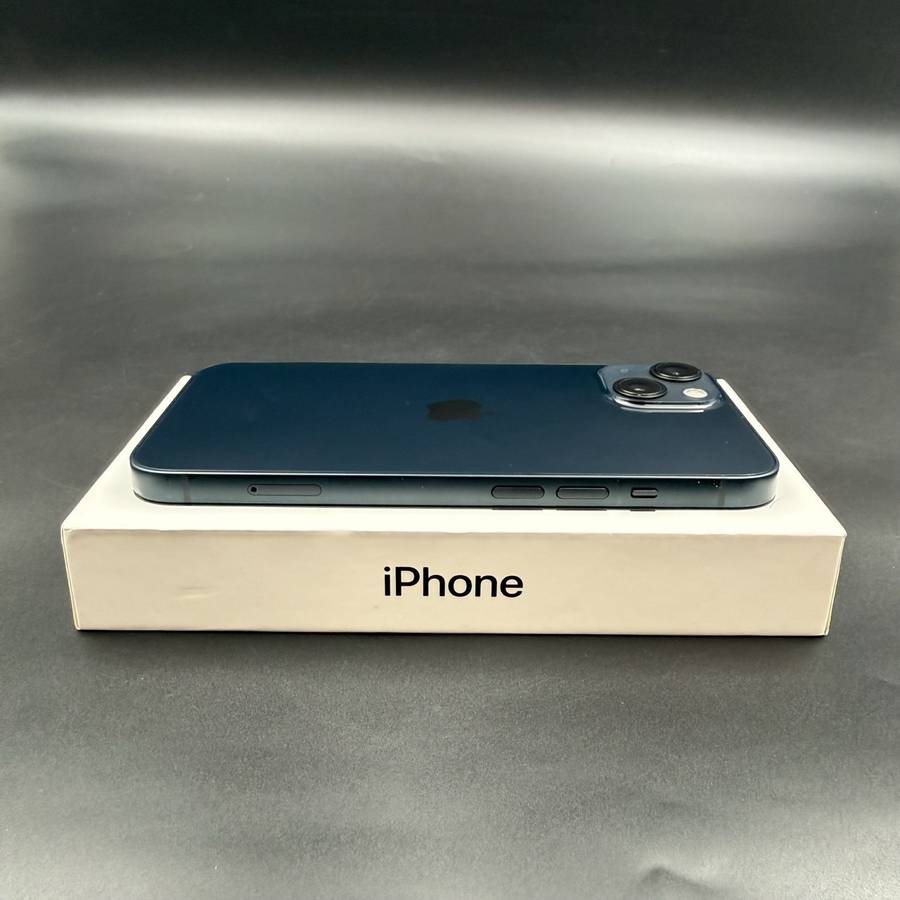 iPhone 13 128GB Midnight