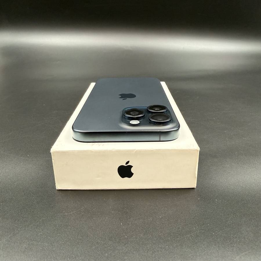 iPhone 15 Pro Max 256GB Blue Titanium