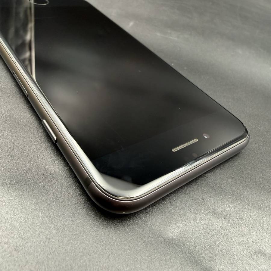 iPhone 8 64GB Space Grey