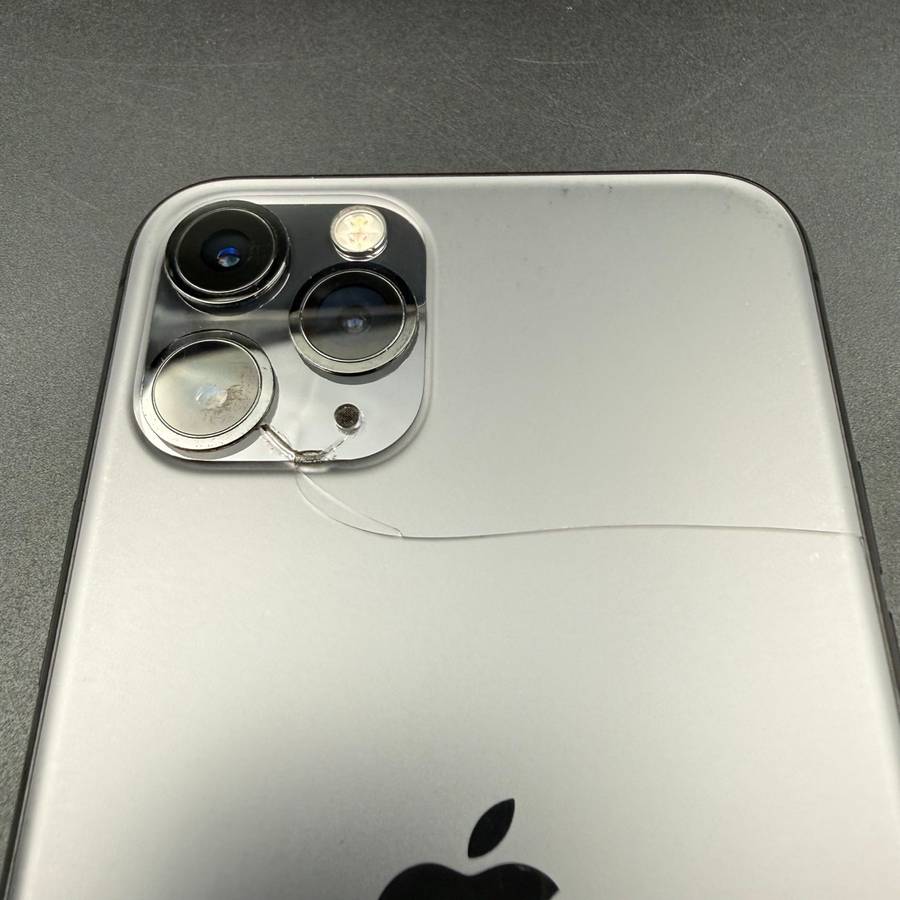 iPhone 11 Pro 512GB Space Grey (Cracked Back)