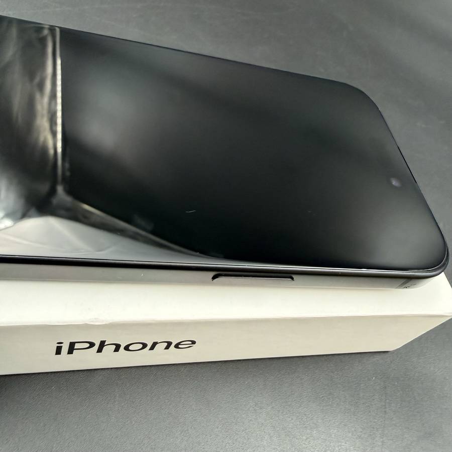 iPhone 15 128GB Black