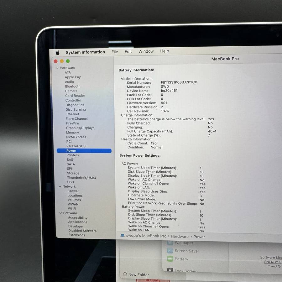 Macbook Pro 13" | 2 GHz intel i5 | 512GB | 2020 Touch Bar | Silver