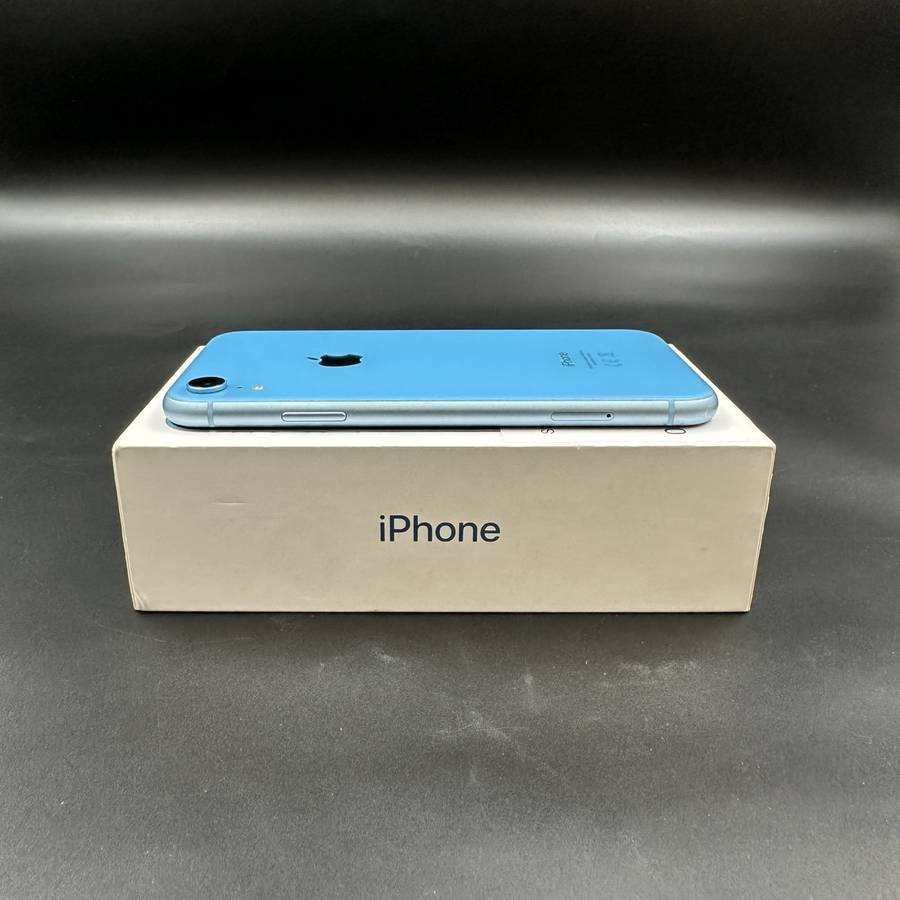 iPhone Xr 64GB Sky Blue