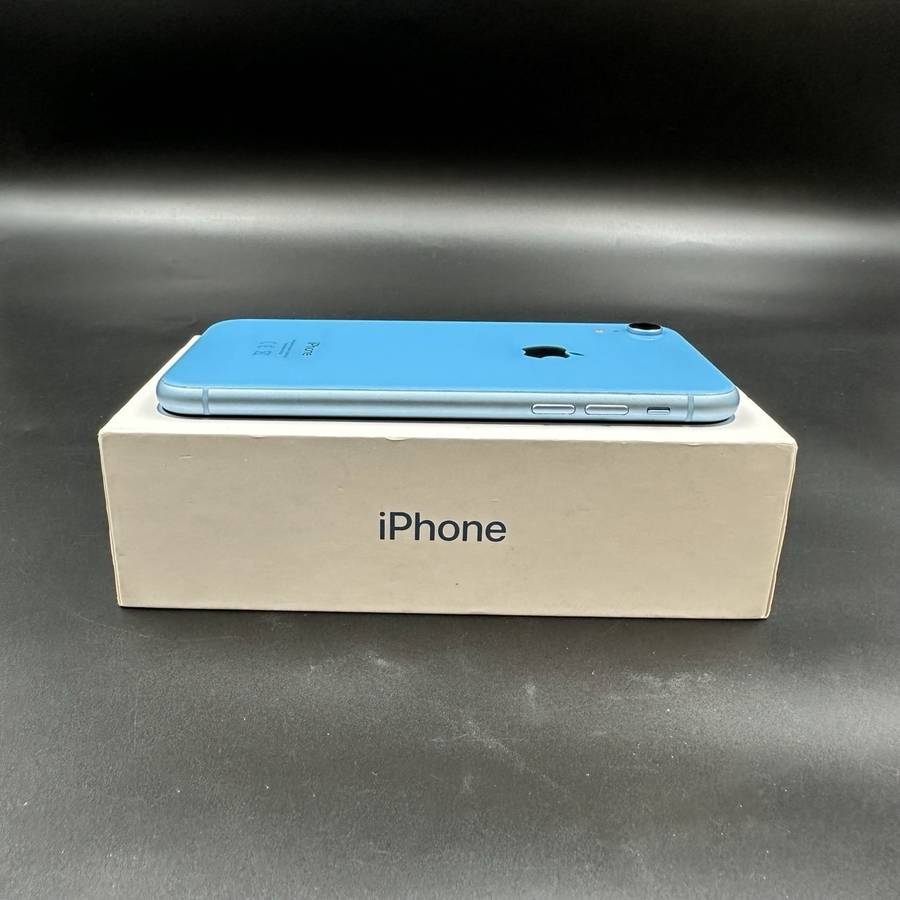 iPhone Xr 64GB Sky Blue