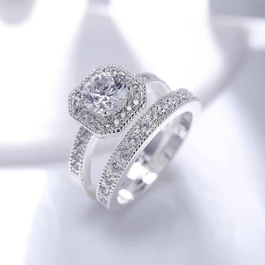 Silver Plated Round Diamond Luxury Ring Fashion Women Wedding Ring Size 6-8