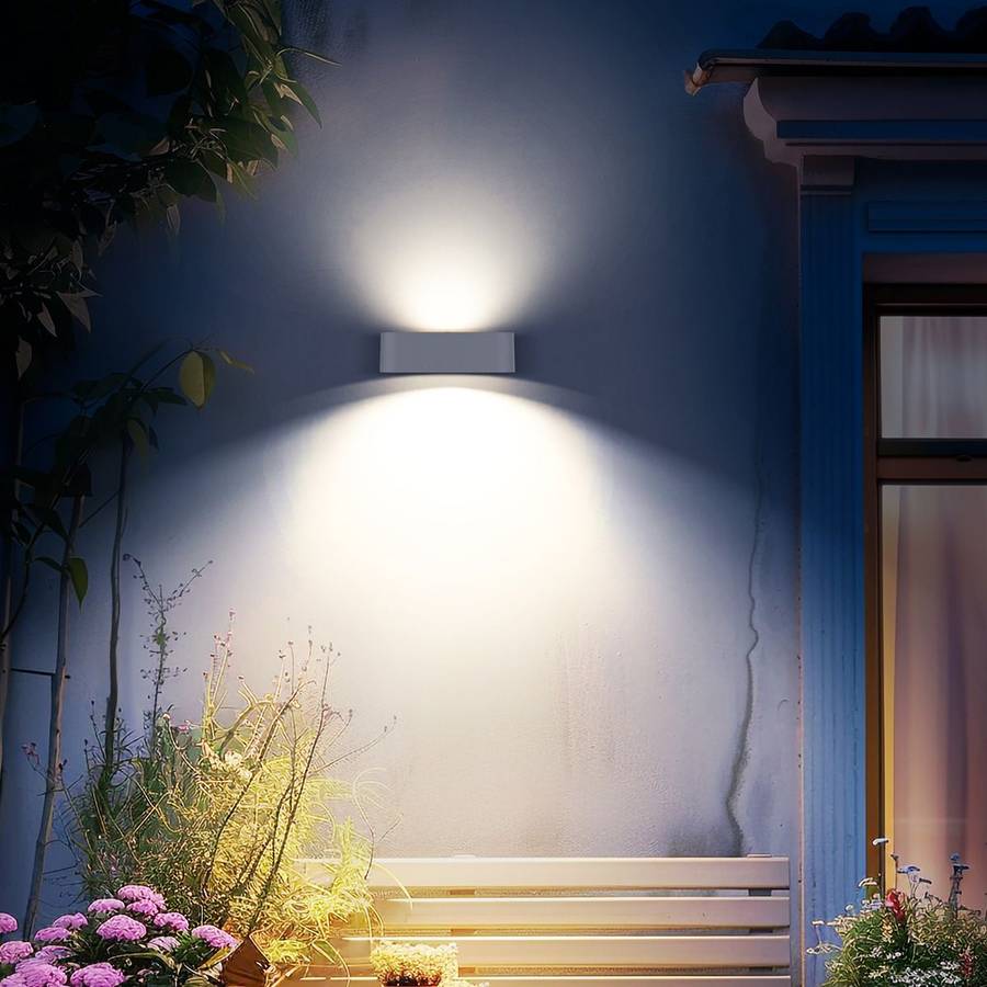Luminar Lighting - Cosmo Ray - Solar Wall Light 700LM
