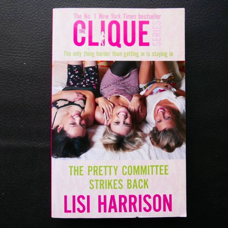 The Pretty Committee Strikes Back by Lisi Harrison