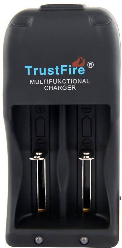TrustFire TR-006 Charger for Li-Ion Batteries