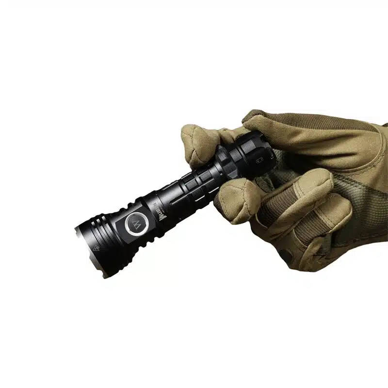 Wuben T600 1400 Lumen 600m Throw Rechargeable LED Tactical Flashlight with 18650 Battery