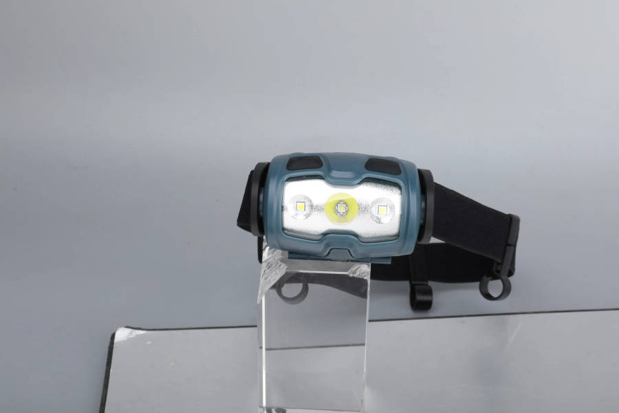 TrustFire SH05 240 Lumen 200m Throw Rechargeable LED Headlamp with 2000mAh Battery