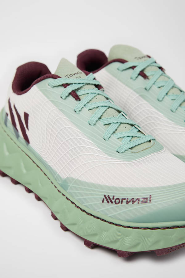NNormal Tomir 02 (Green/White)