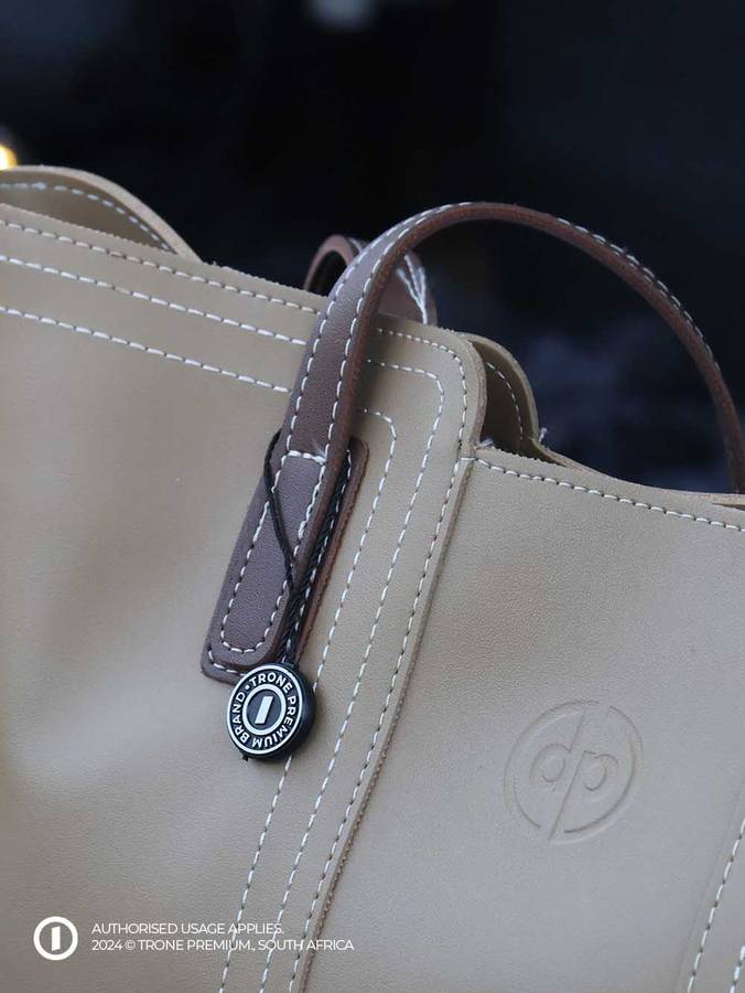 Debbie Patricks' Large Threaded Tote Bag - Brown