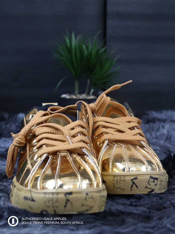Glossy Glacia II Sneakers - Gold