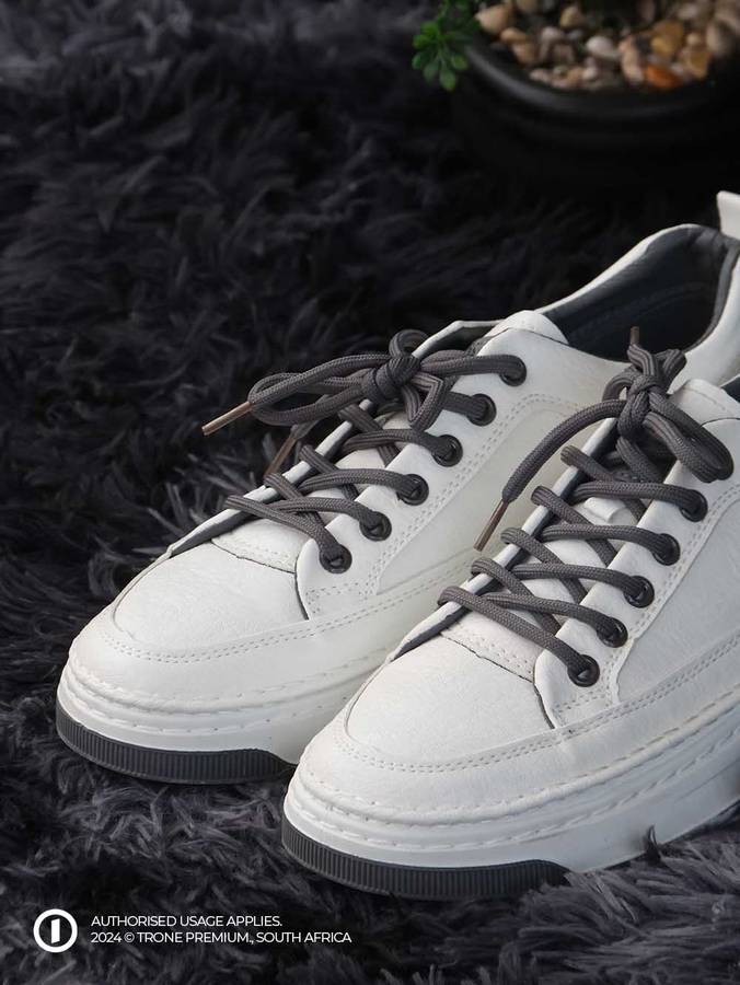 Grit Leather Laced Sneaker - White + Grey